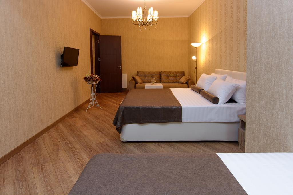 Dat Exx Apartments On Marjanishvili Tiflis Exterior foto